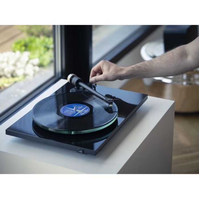 Pro-Ject Debutto Evo 2