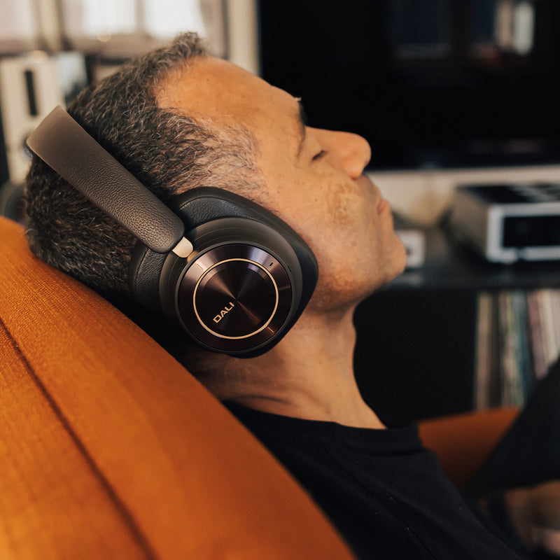 Bowers & Wilkins Px7 S2