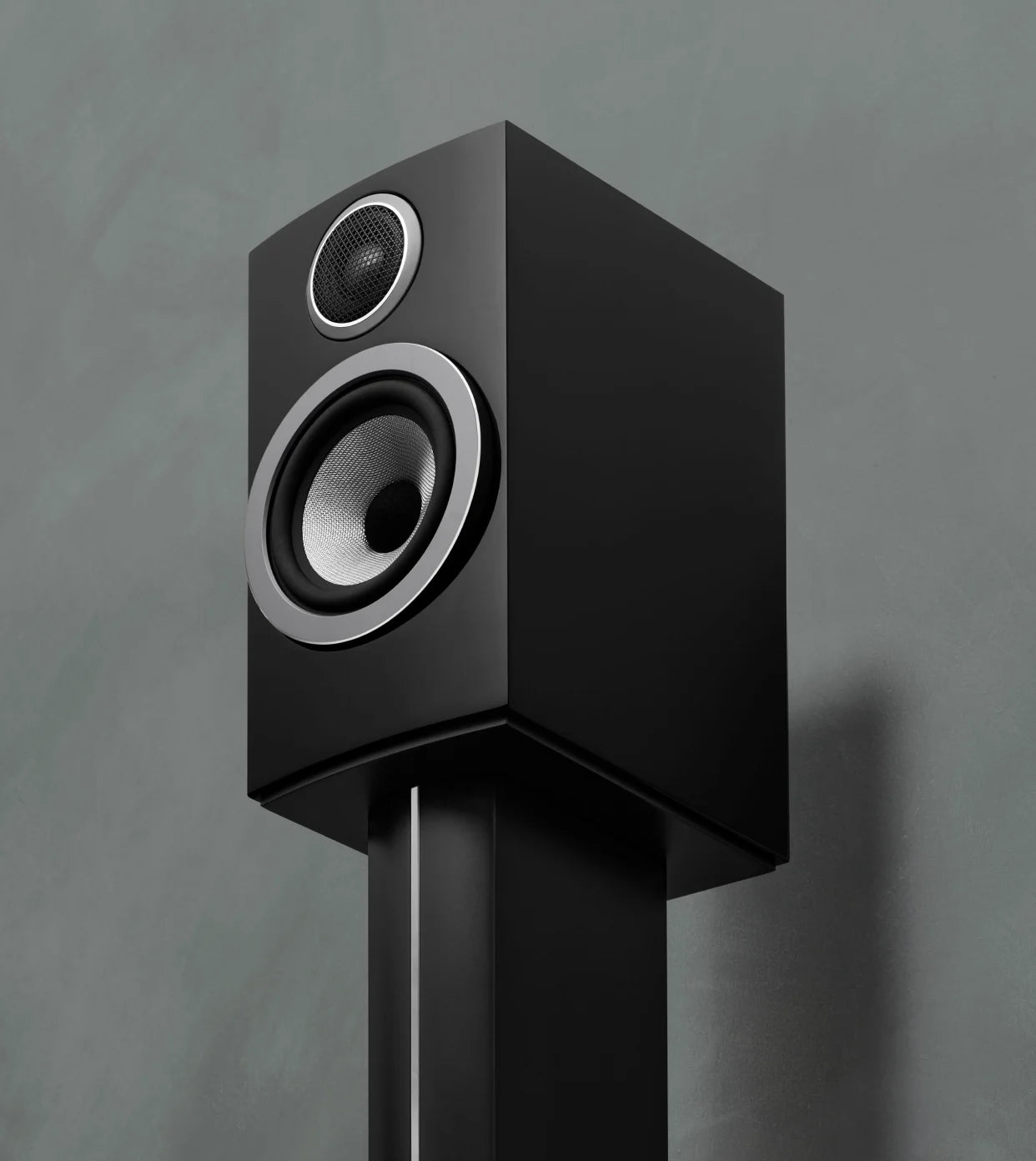 Bowers & Wilkins 707 S3